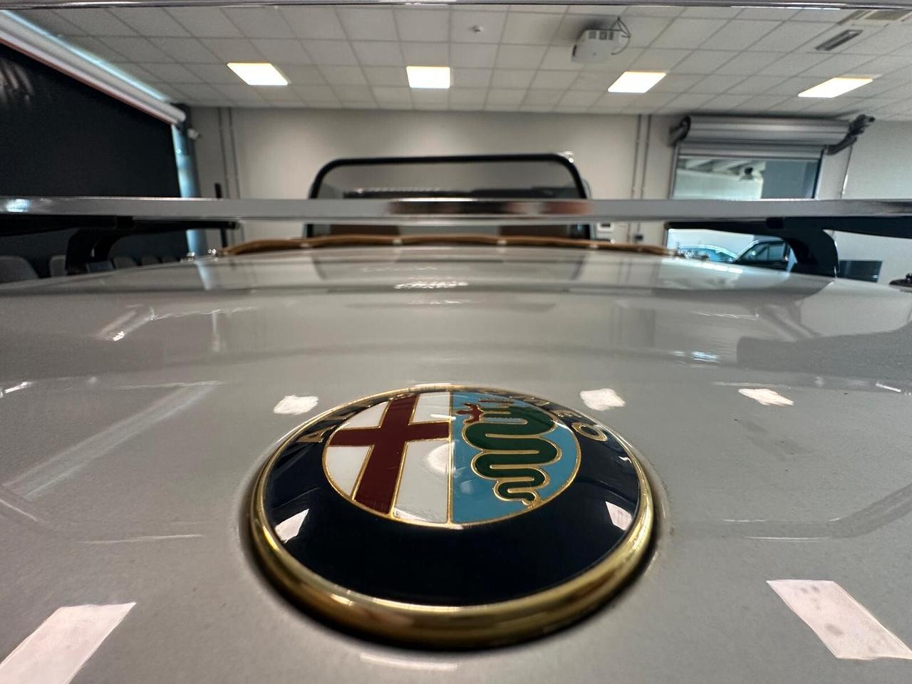 Alfa Romeo Spider 1.6