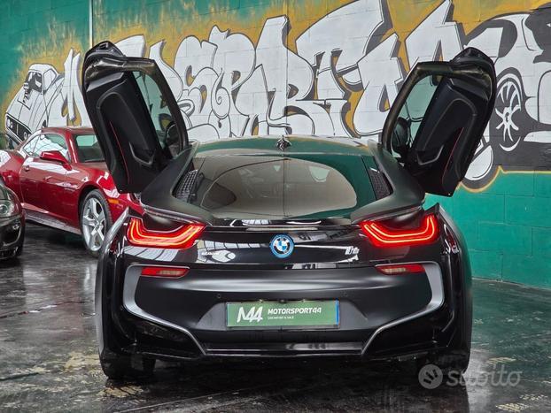 BMW i8 Protonic Frozen Black Edition