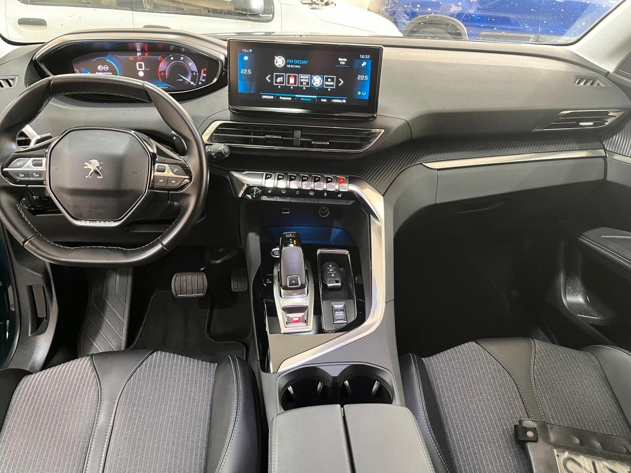 Peugeot 3008 BlueHDi 130 S&S EAT8 Allure