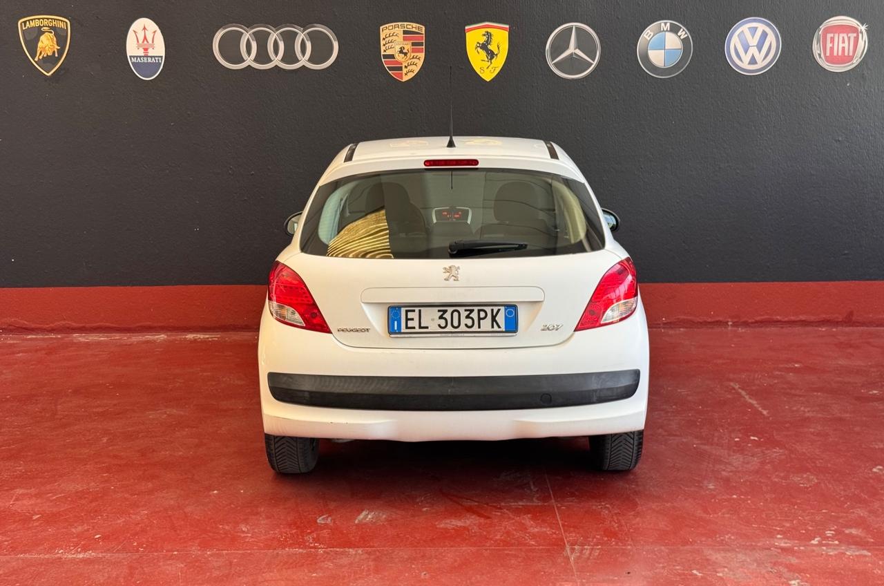 Peugeot 207 1.4 HDi 70CV 5p. OK NEOPATENTATI