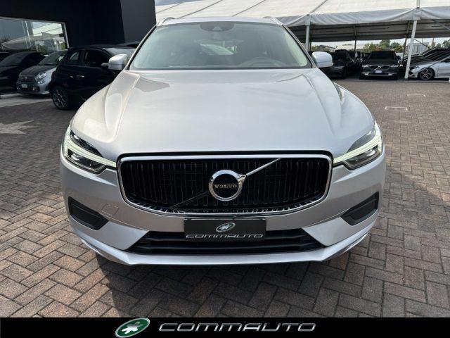 VOLVO XC60 B4 (d) AWD Geartronic Momentum Pro