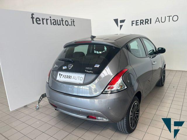 LANCIA Ypsilon 1.0 FireFly 5 porte S&S Hybrid Ecochic Gold