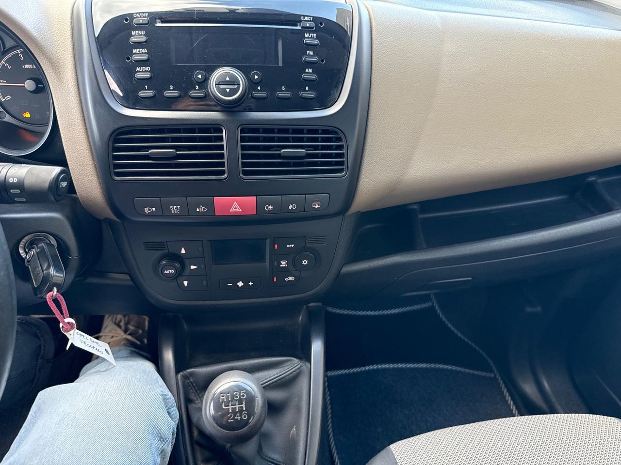 Opel Combo 1.6 CDTi 105CV Cosmo