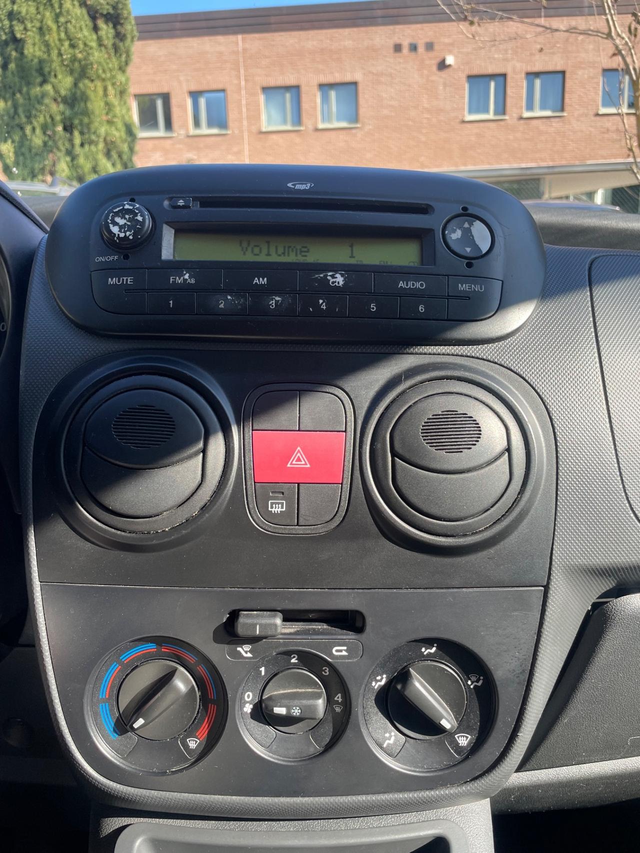 Peugeot Bipper Tepee 1.4 HDi 70CV Outdoor