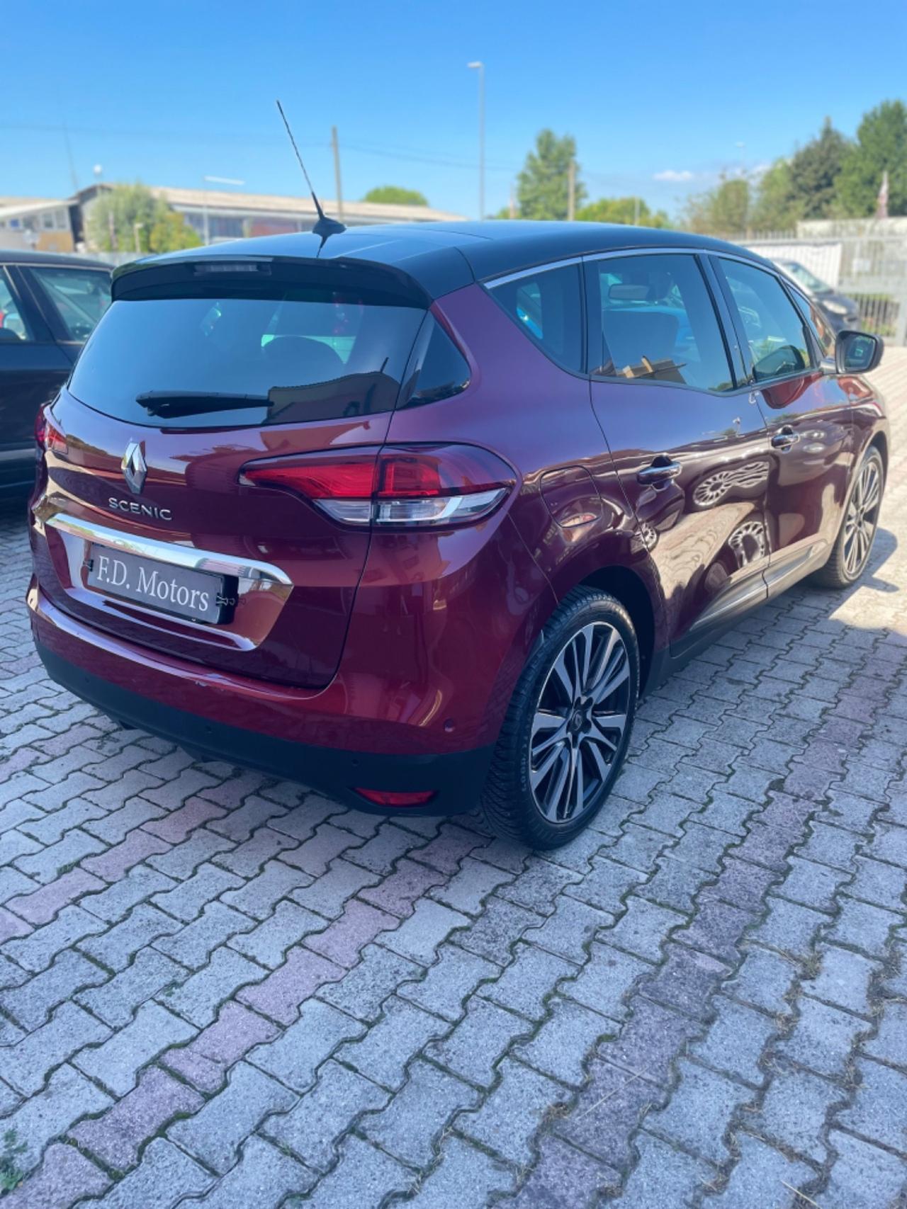 Renault Scenic Scénic Blue dCi 120 CV EDC Initiale Paris