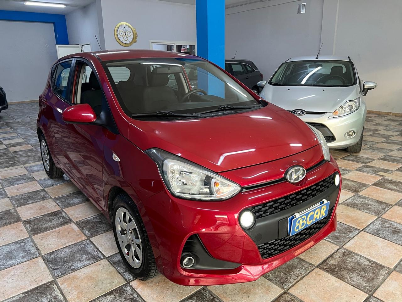 Hyundai i10 GPL CASA MADRE