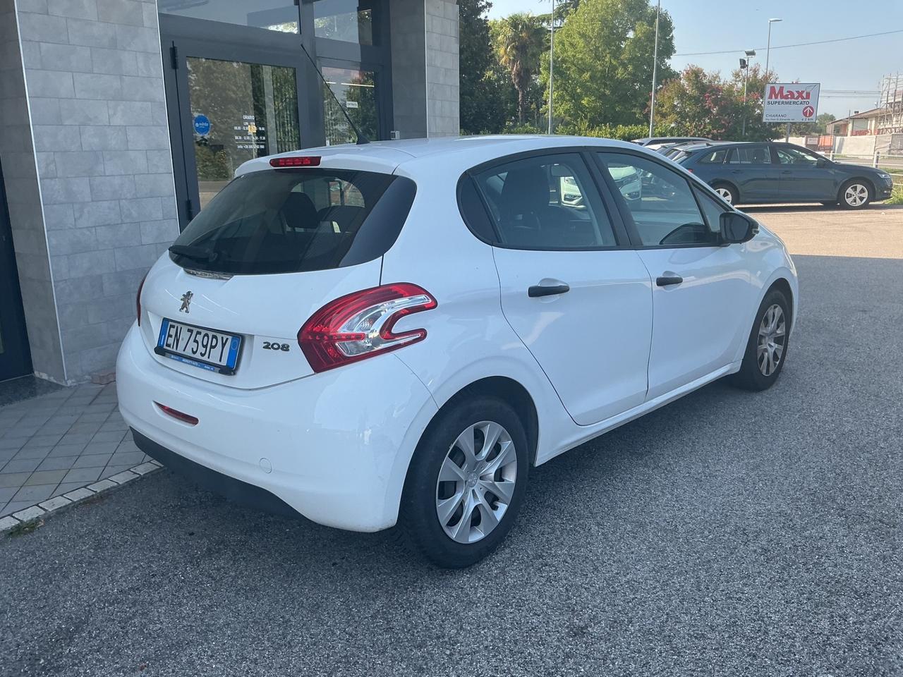 Peugeot 208 1.2 VTi 82 CV 5 porte Allure