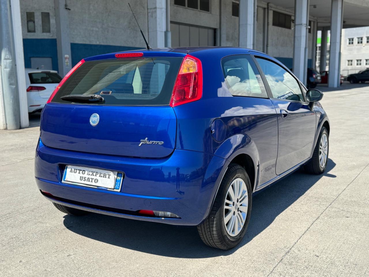 Fiat Grande Punto 1.4 Starjet 16V 3P. Giugiaro Sport