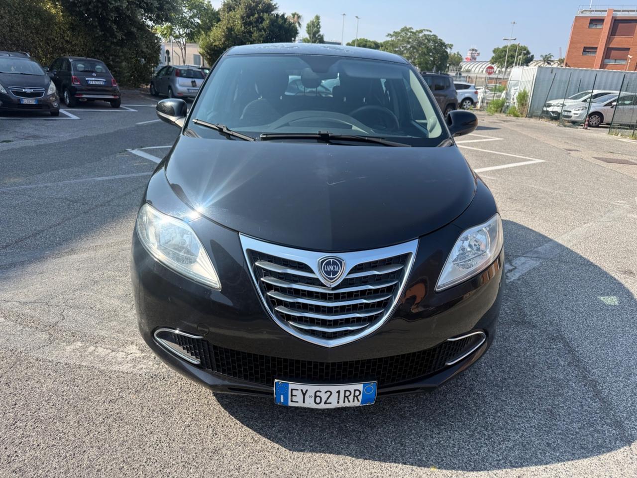 Lancia Ypsilon 1.2 69 CV 5 porte Gold