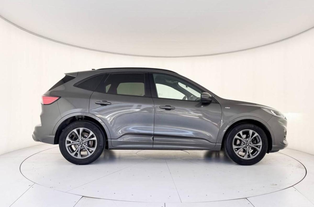 FORD KUGA 2.0 Ecoblue Diesel st line 2wd 120cv auto