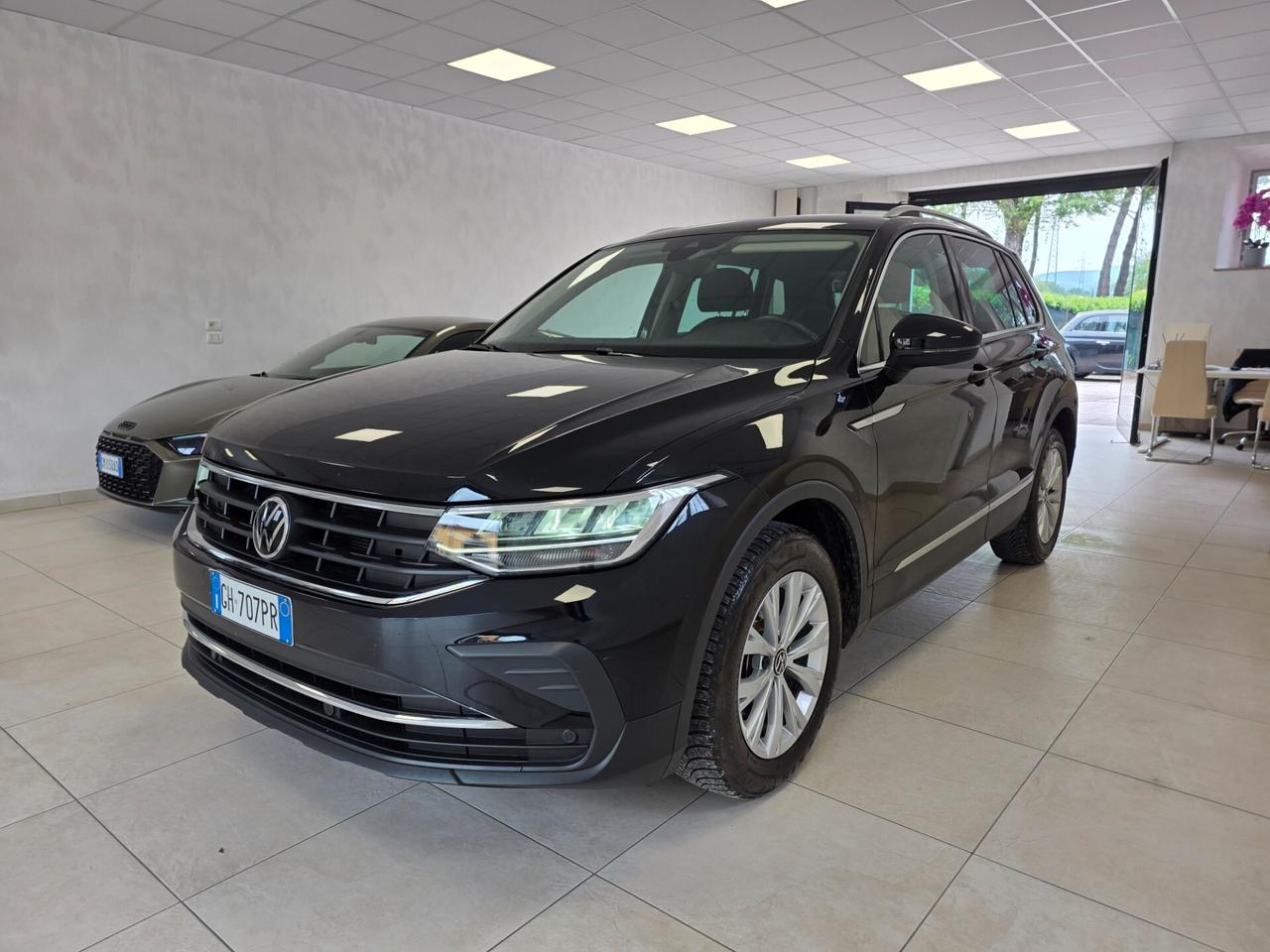 Volkswagen Tiguan 2.0 TDI 150 CV SCR DSG Elegance