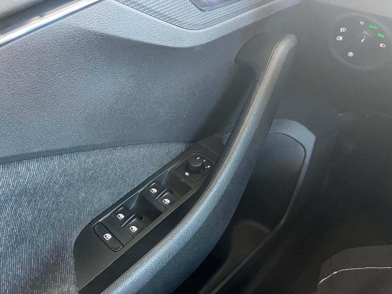 Skoda Kamiq 1.6 TDi 115cv Style NEOPATENTATI
