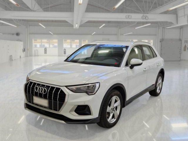 AUDI Q3 35 TDI S tronic Business Advanced