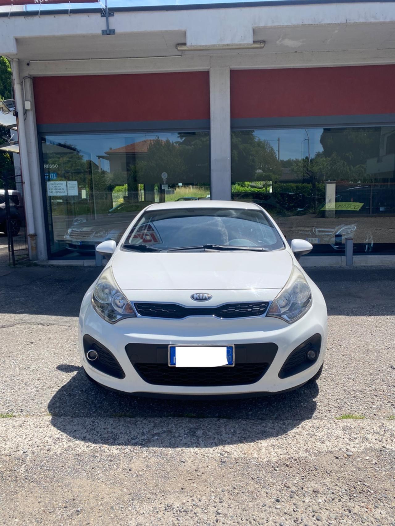 Kia Rio 1.1 CRDi WGT 3p. EX