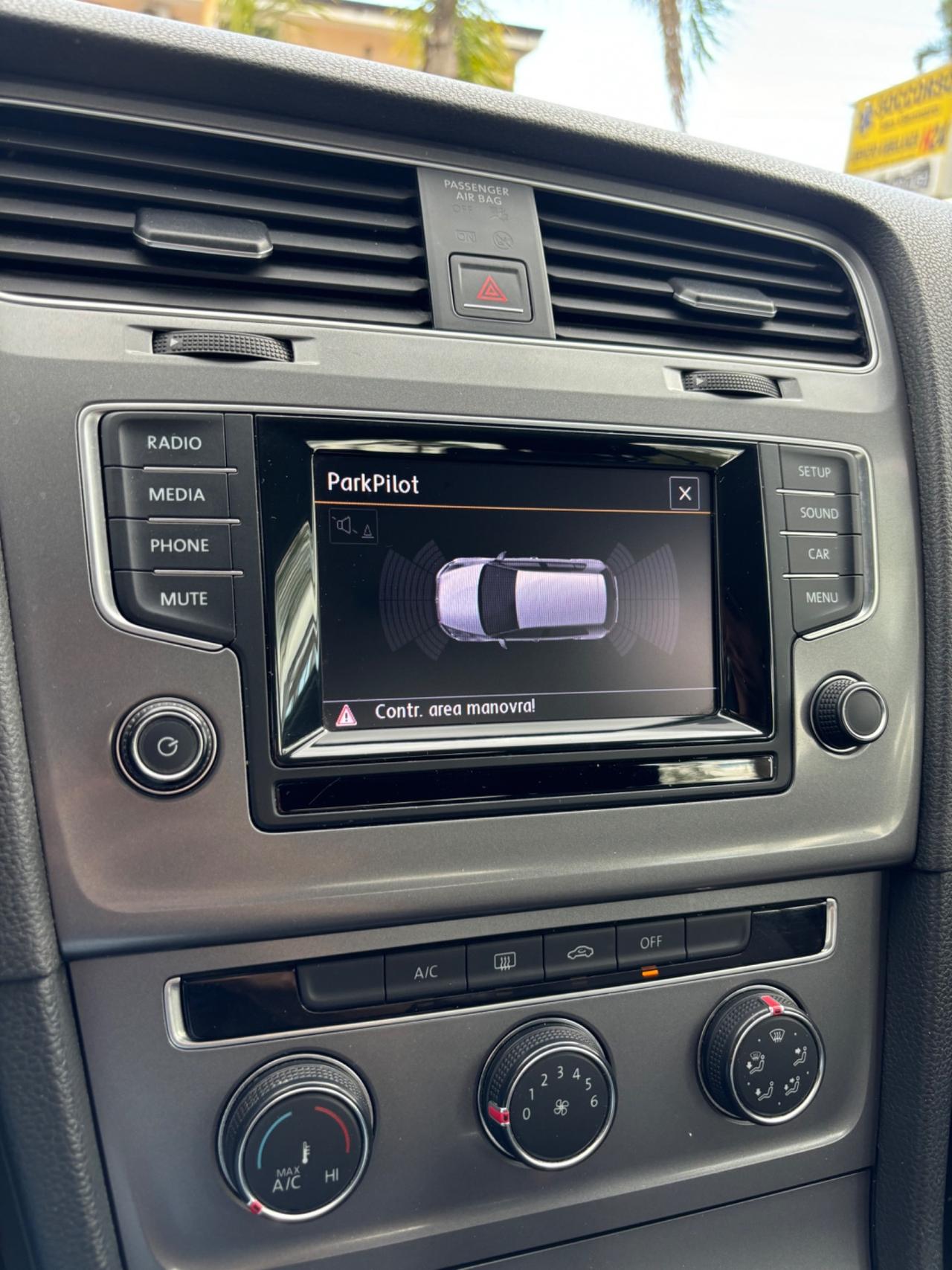 VOLKSWAGEN GOLF 1.6 TDI 90 CV TRENDLINE