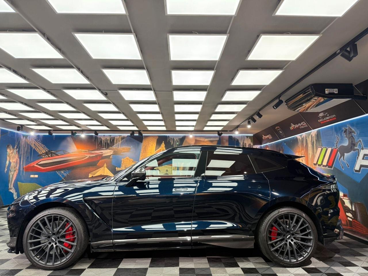 Aston Martin DBX 707 (143)