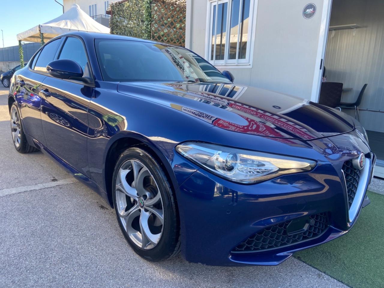 Alfa Romeo Giulia 2.2 160CV AT8 nuovissima garanzia