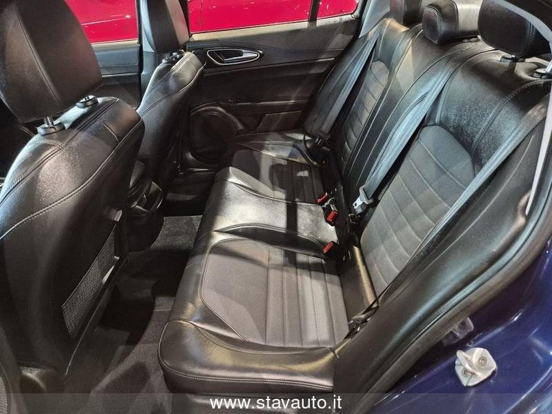 Alfa Romeo Giulia SUPER 2.2T