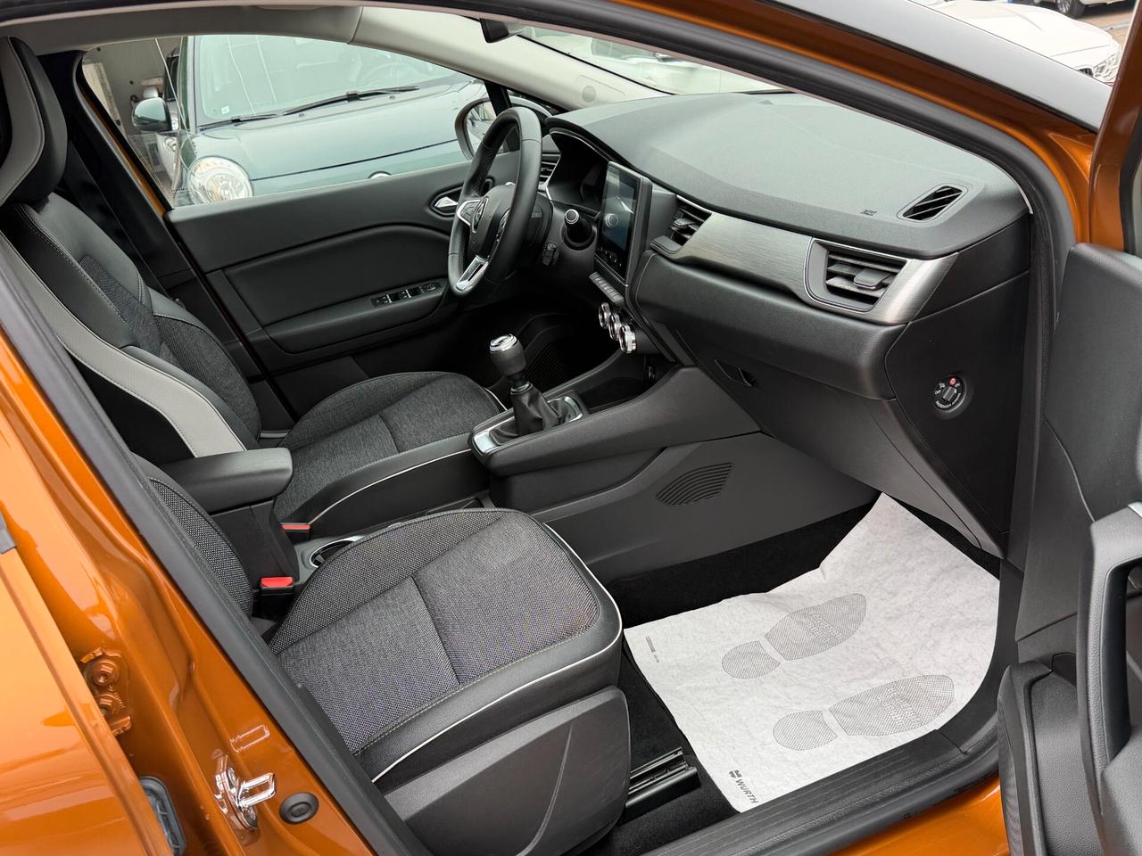 Renault Captur 1.0 TCE 100 cv. INTENS