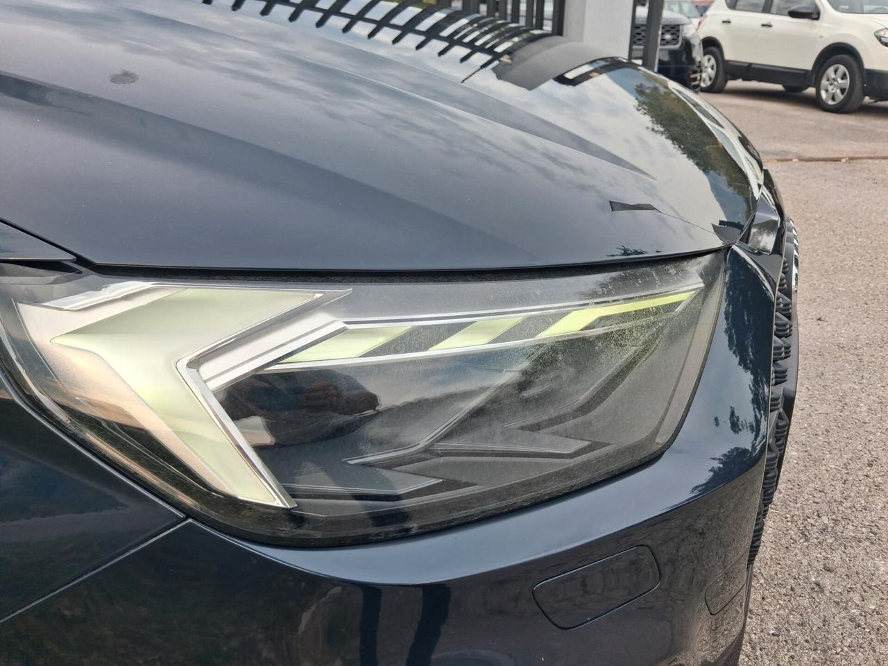 Audi A1 citycarver 30 TFSI Identity Contrast
