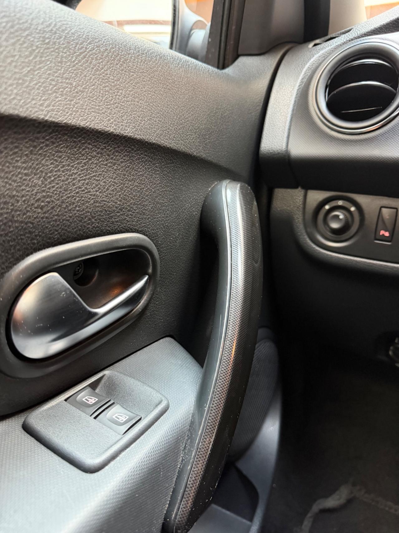 Dacia Sandero 1.0 Neopatentati Euro 6