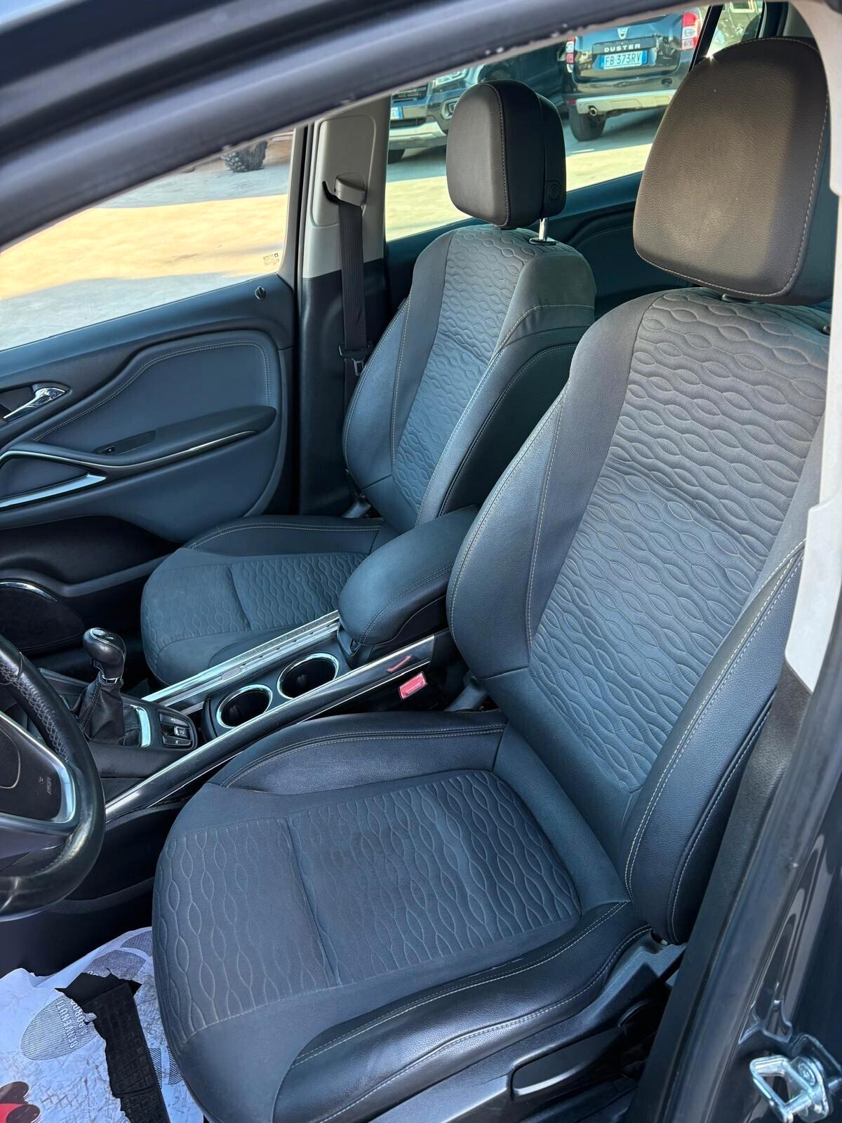 Opel Zafira Tourer 1.4 Turbo GPL 140CV 7 POSTI