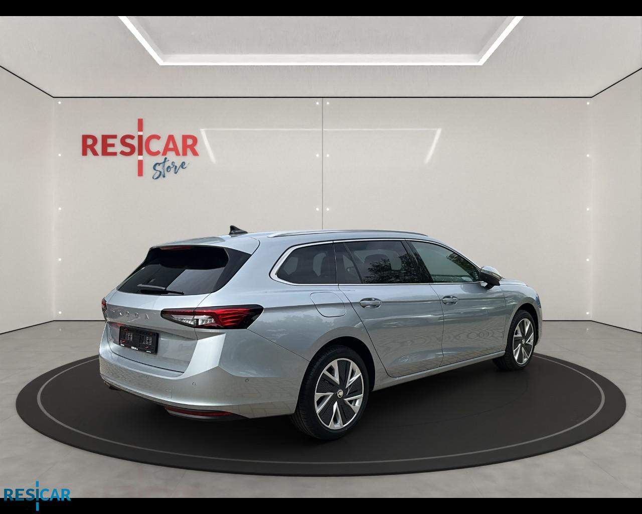 SKODA Superb Wagon Style 2,0 TDI 110 kW (150 CV) 7 marce - DSG
