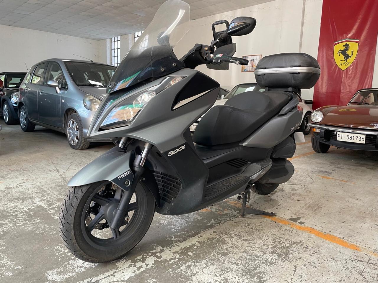 Kymco Downtown 300i