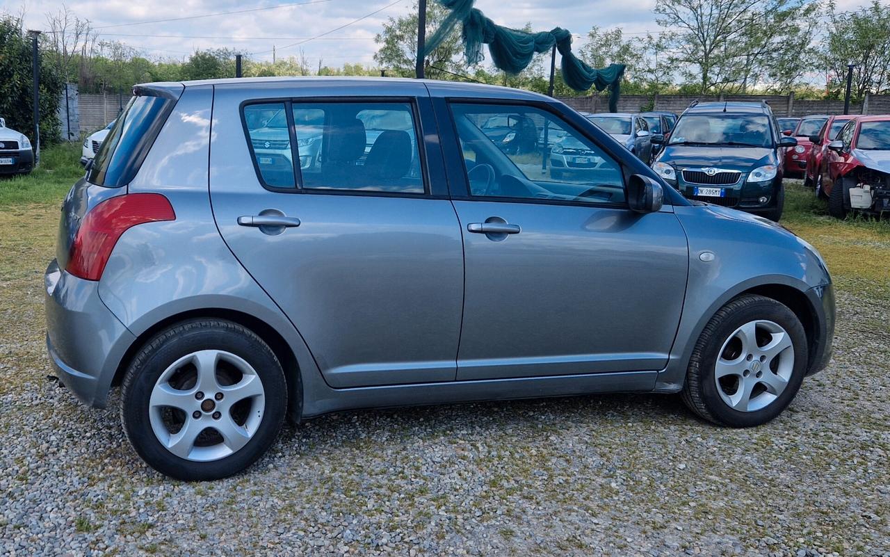 Suzuki Swift 1.3 5p. GLX