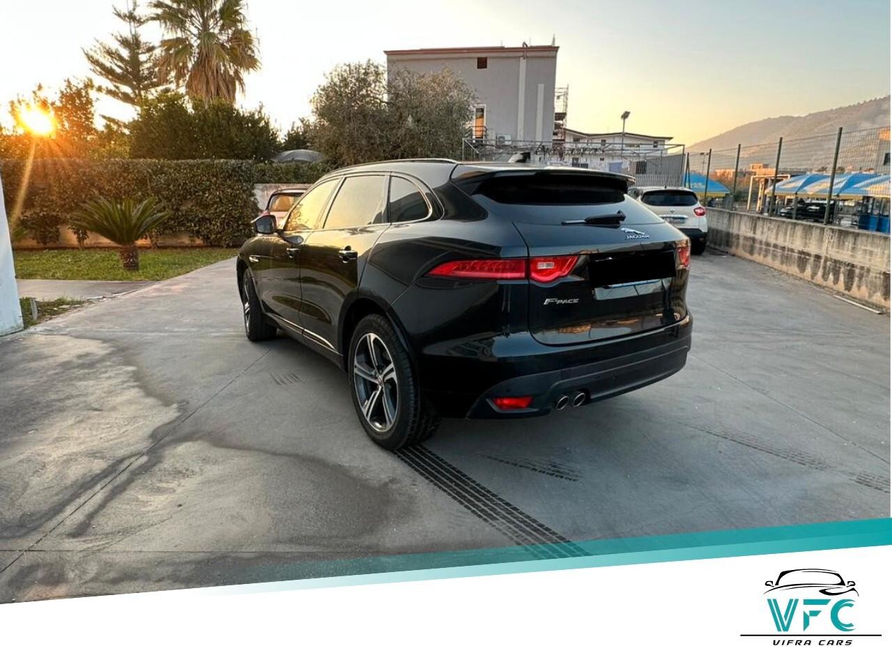 Jaguar F-Pace 2.0 D 180 CV AWD aut. Portfolio