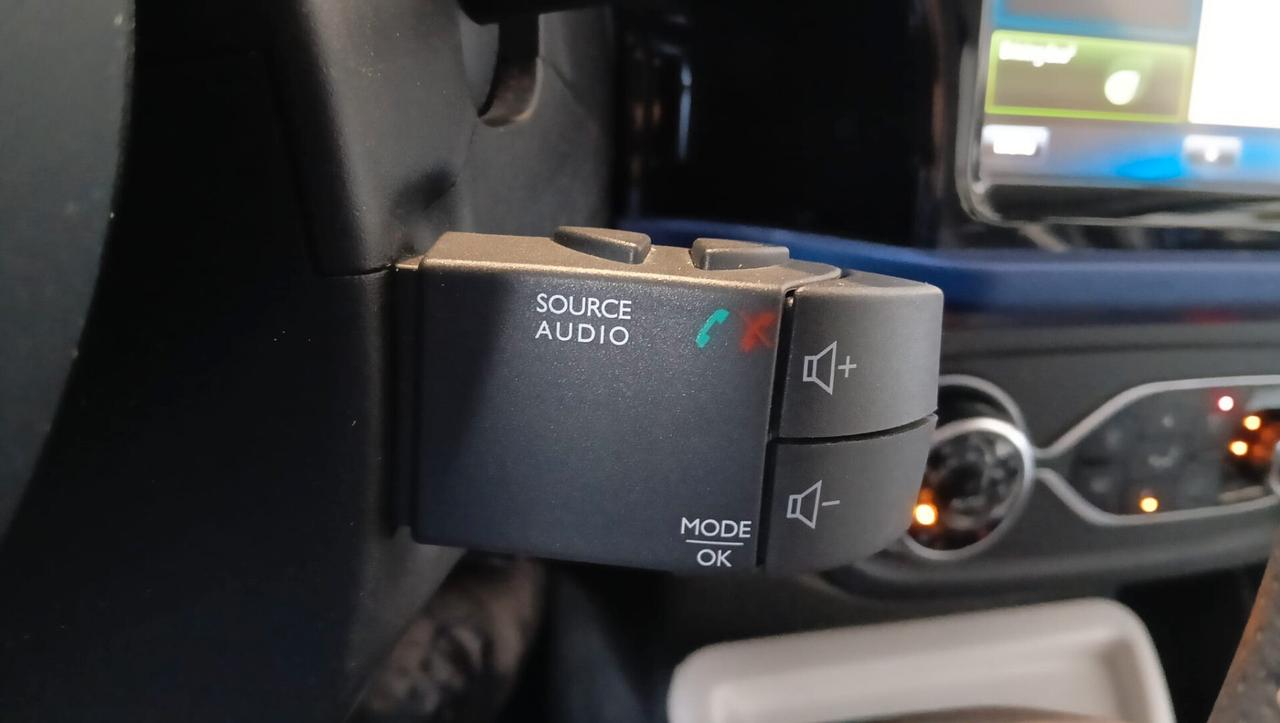 Renault Twingo SCe Stop&Start COSMIC