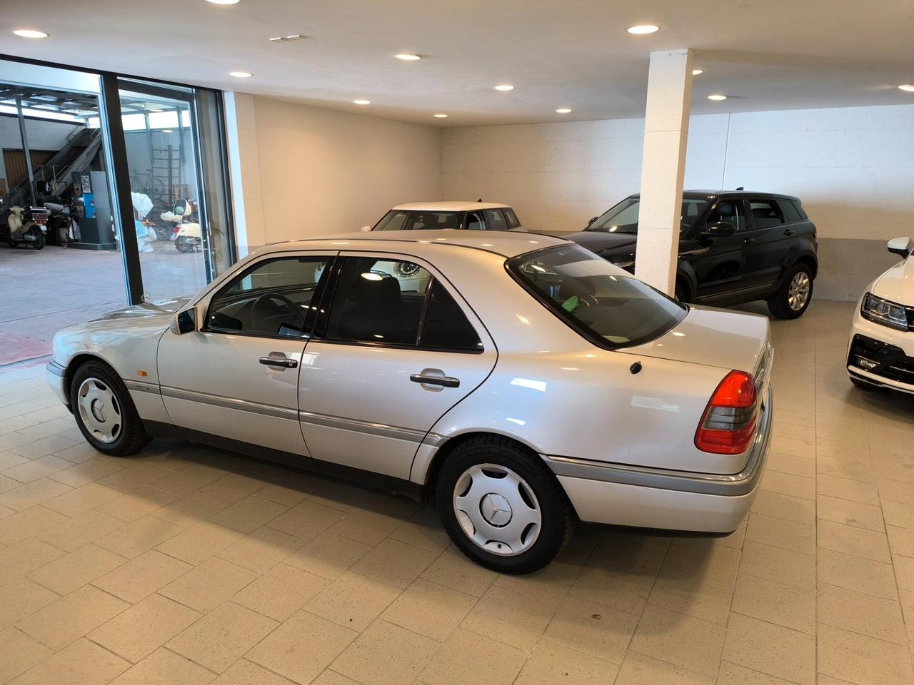 Mercedes-benz C 200 cat Elegance