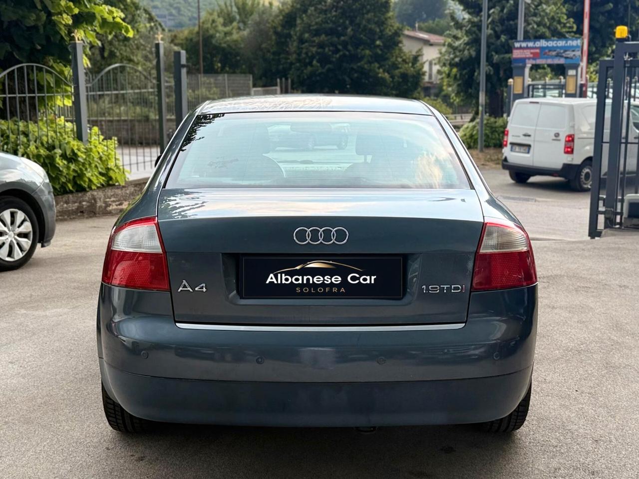 Audi A4 1.9 TDI 130 CV cat