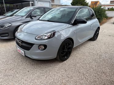 Opel Adam 1.2 70 CV Black Jack