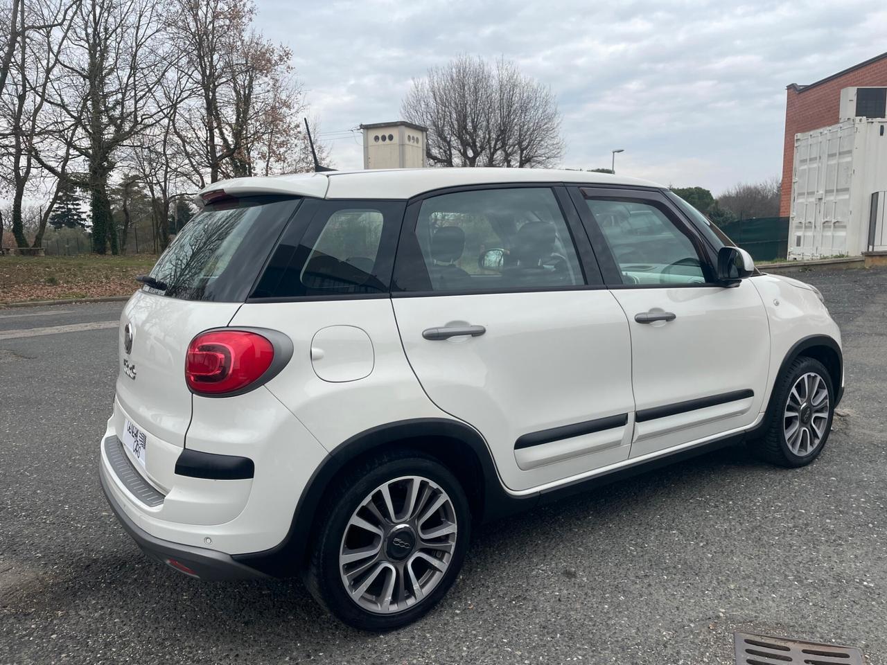 Fiat 500L 1.3 Multijet 95 CV Mirror City Cross