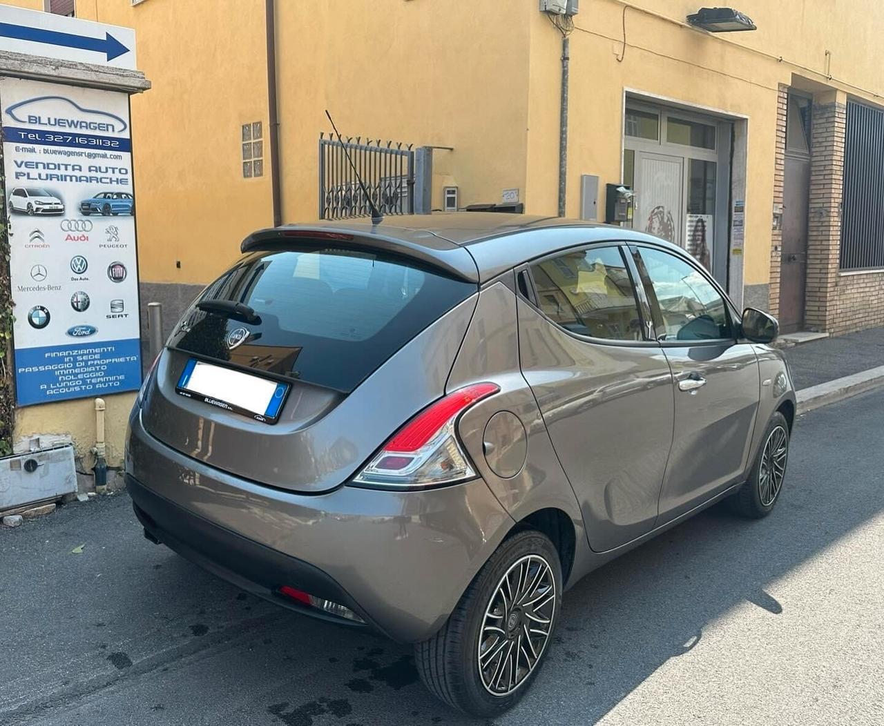 Lancia Ypsilon 1.2 Benzina 69 CV FINANZIABILE