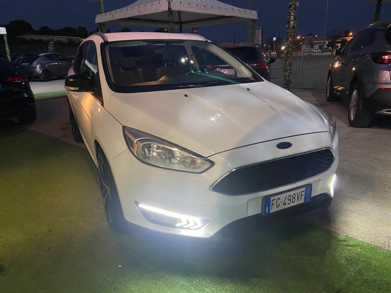 Ford Focus 1.5 TDCi 95 CV SW Titanium nuova garanzia1