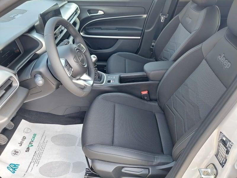 Jeep Avenger 1.2 T Summit + Infotainment pack