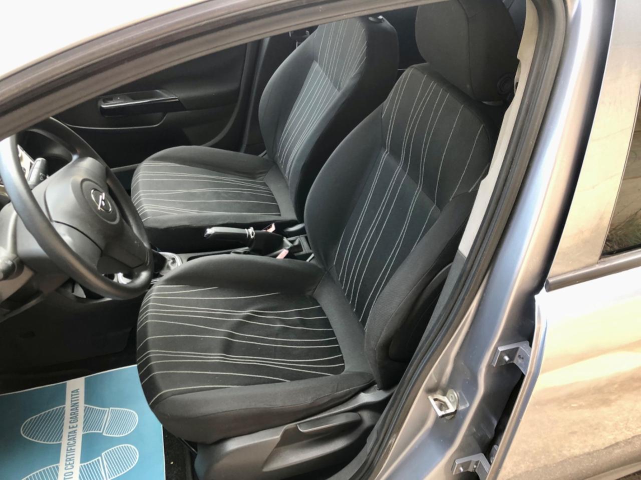 Opel Corsa 1.2 5 porte Club 80CV-2008