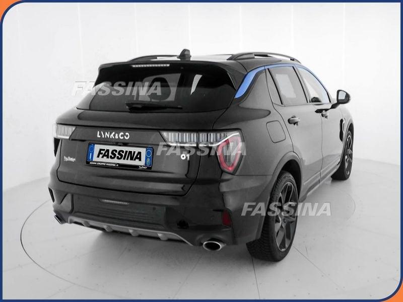Lynk & Co 01 PHEV