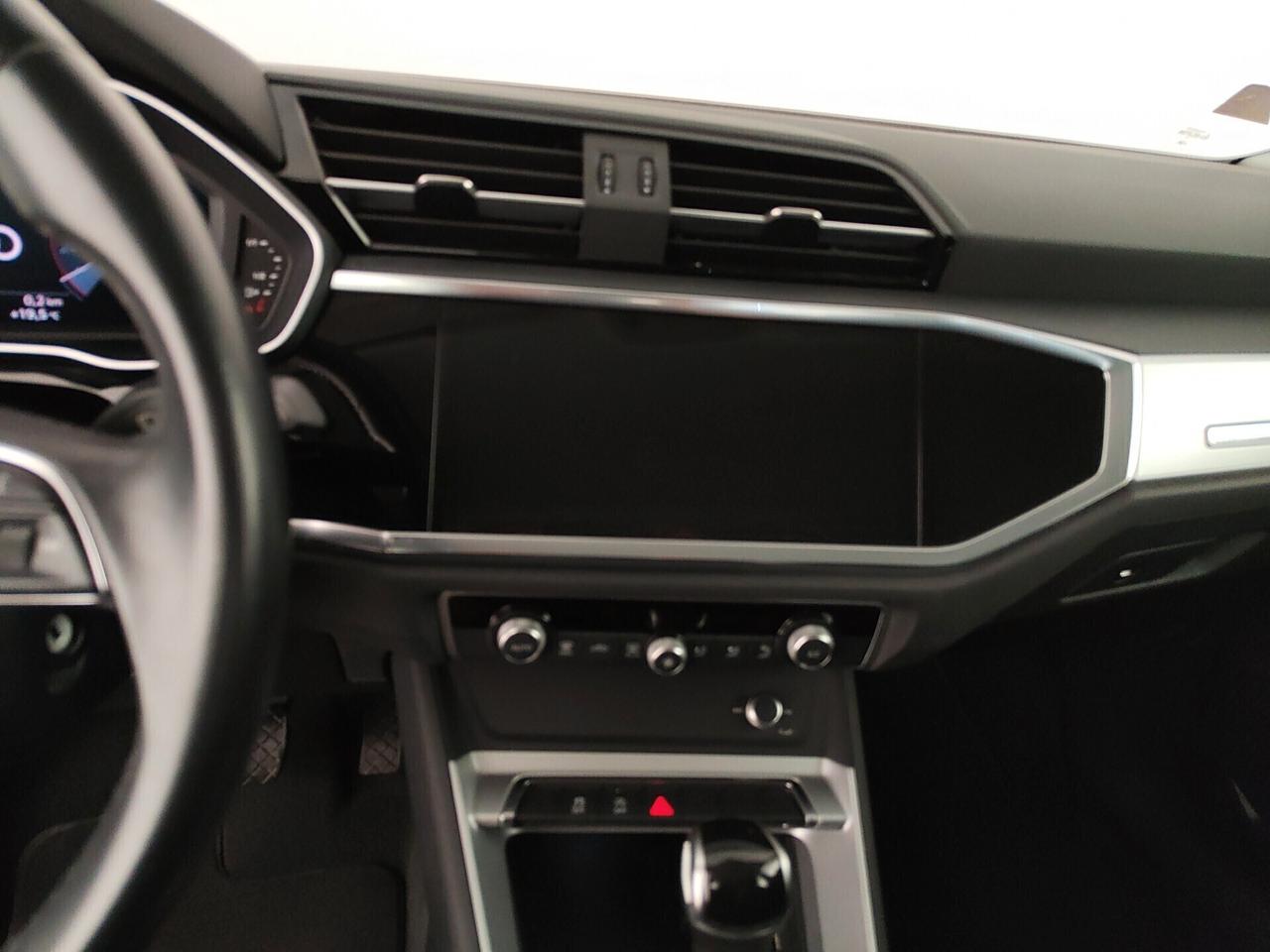 Audi Q3 35 TDI S tronic Business Advanced