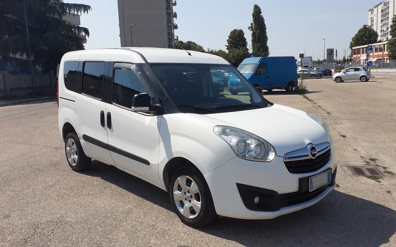 Doblò trasporto disabili ribassato Focaccia