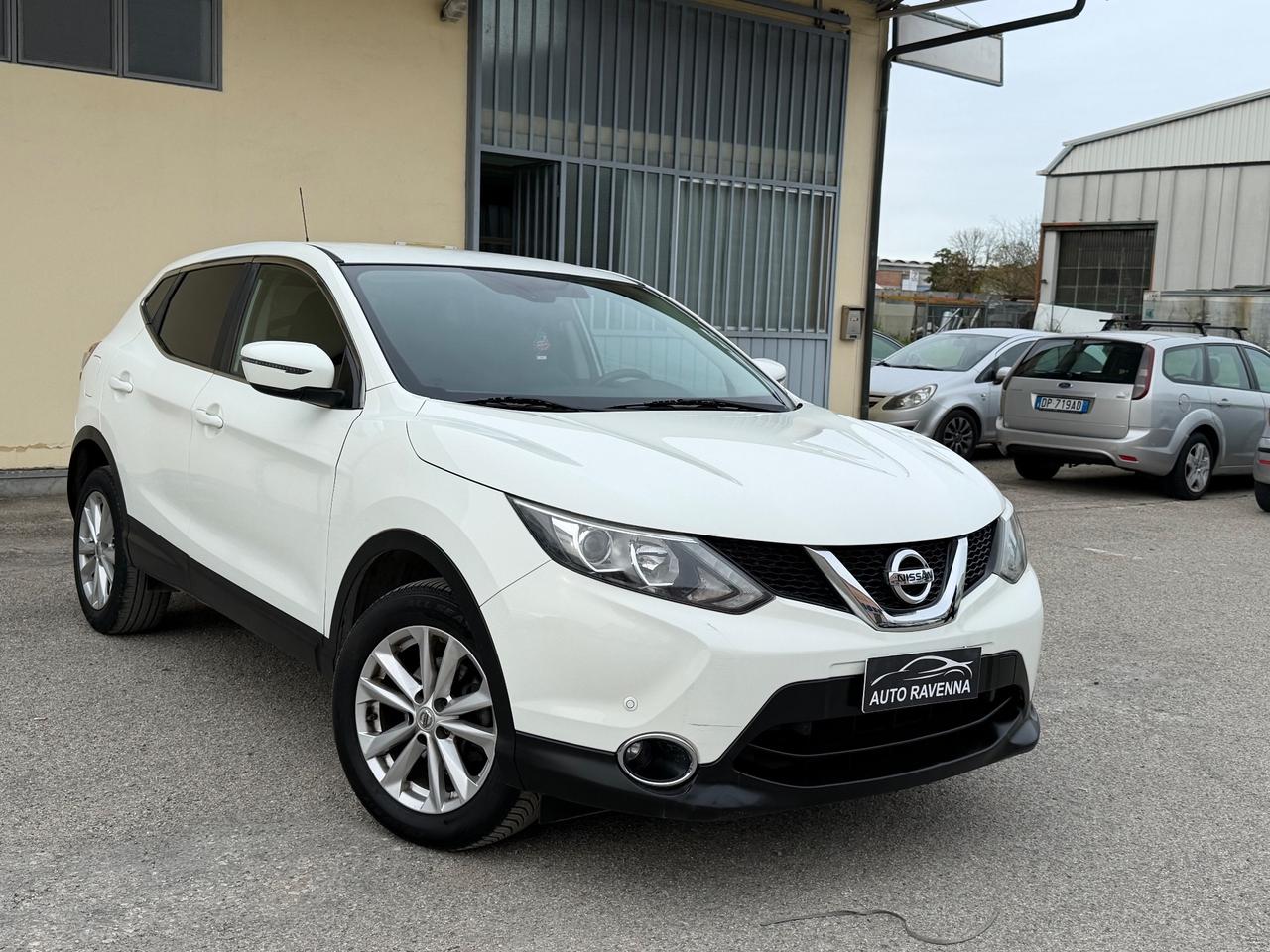 Nissan Qashqai 1.2 DIG-T N-Connecta Neopatentati
