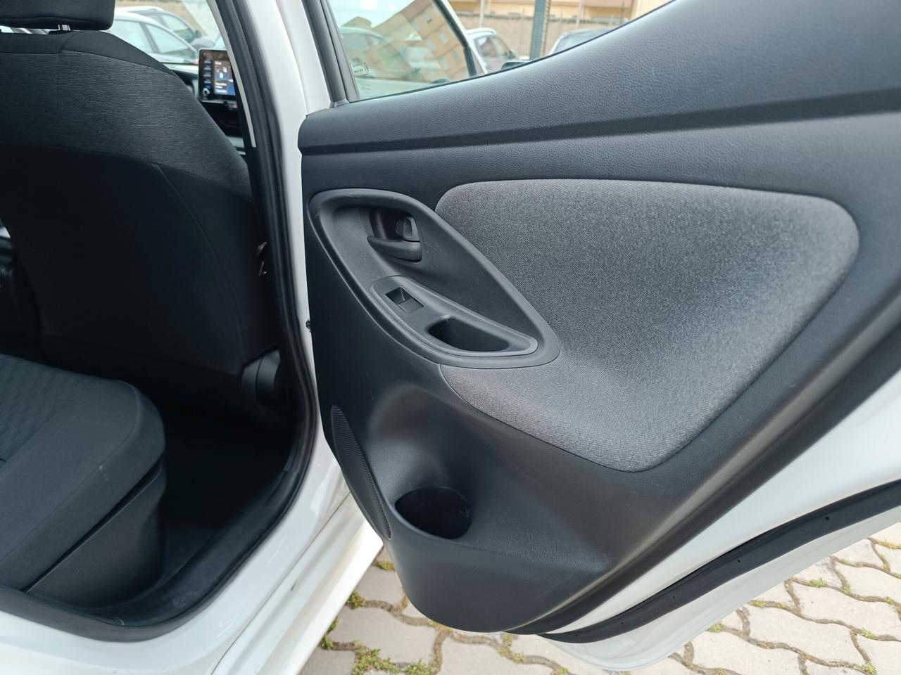 Toyota Yaris 1.5 Hybrid 5 porte Trend