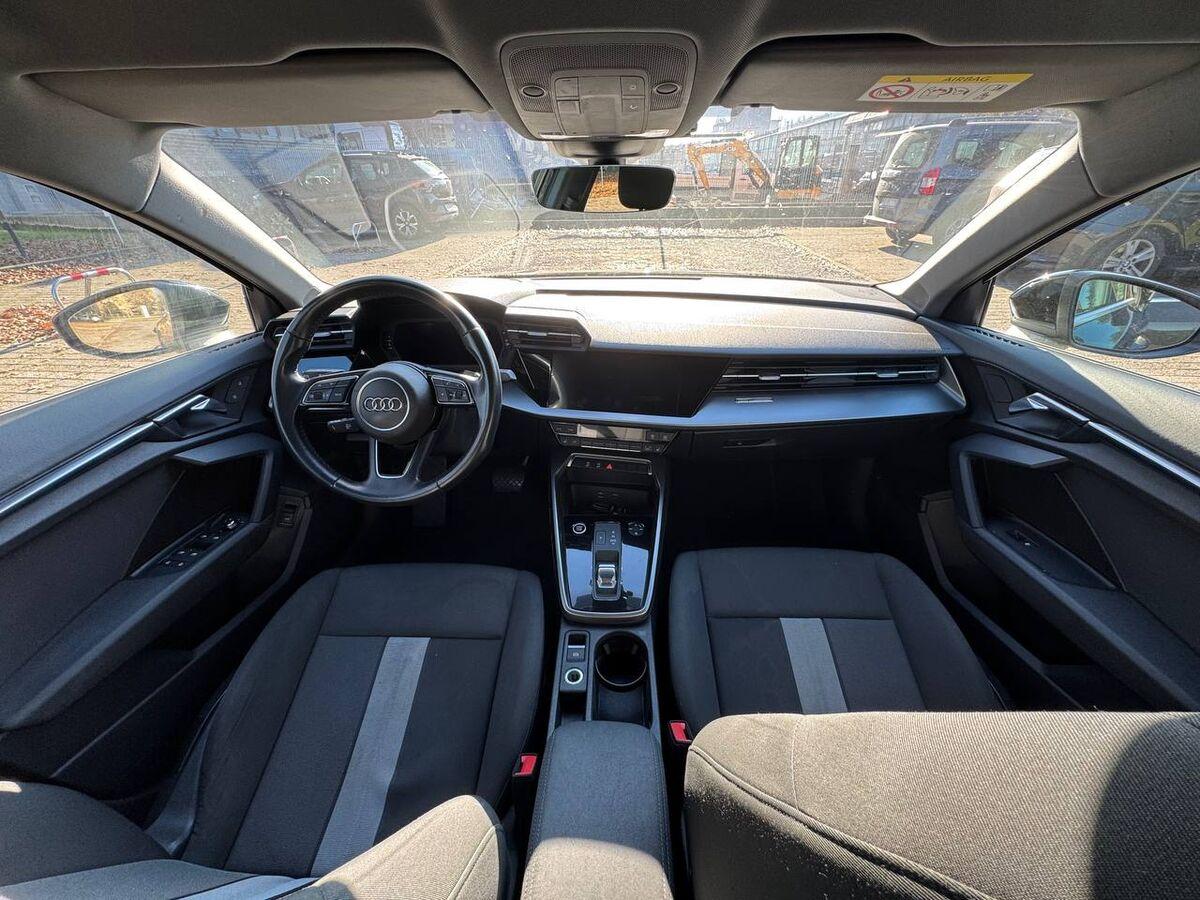 Audi A3 35 2.0 tdi Business s-tronic