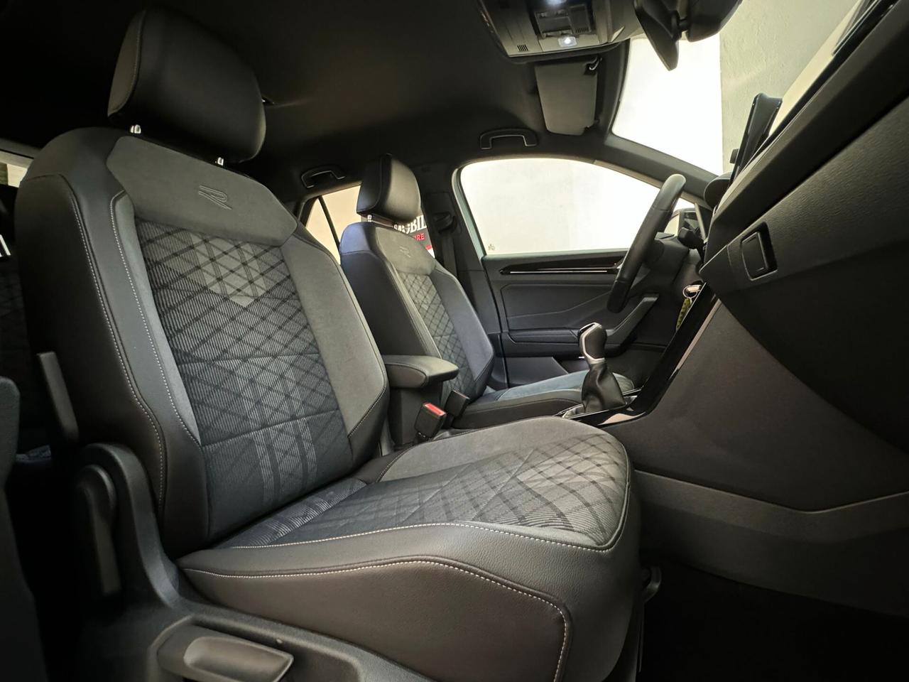 Volkswagen T-Roc 2.0 TDI SCR R-Line