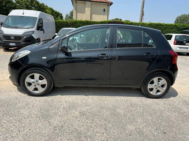 TOYOTA Yaris Ok neo pat. 1.0 5 porte Sol