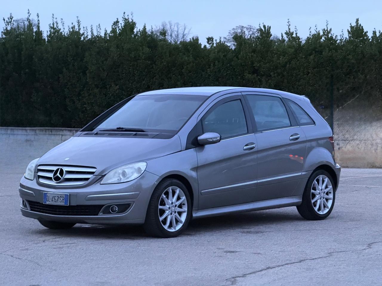 Mercedes-benz B 200 CDI