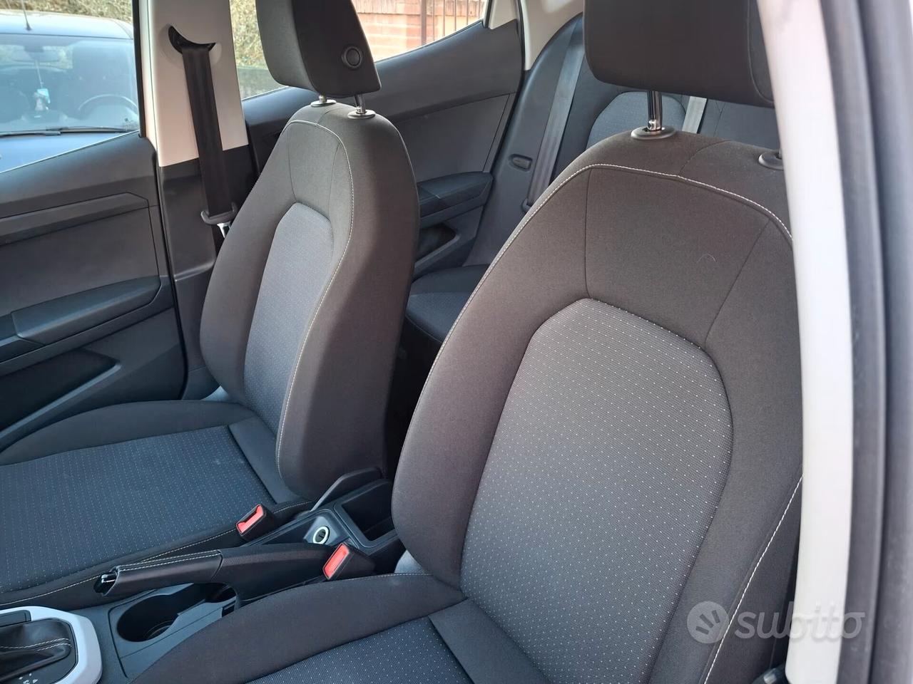 Seat Arona 1.0 TGI Style AUTOMATICA NAVI APPLE CAR PLAY CERCHI CAMERA PDC COMANDI VOLANTE LED