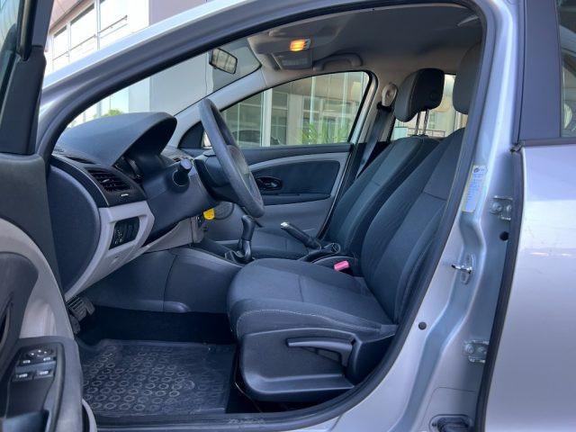 RENAULT Fluence 1.6 i 110CV Expression